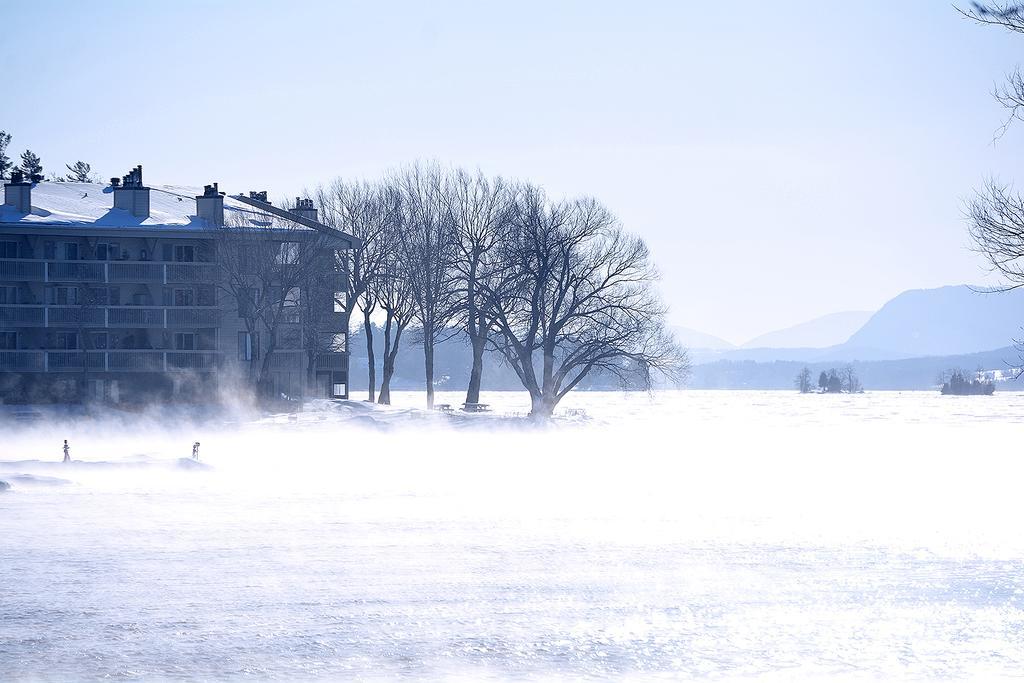 Condos Memphremagog Eksteriør bilde